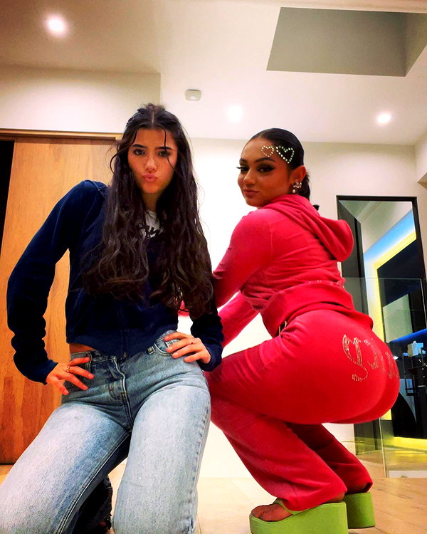 charlidamelio instagram image archive image