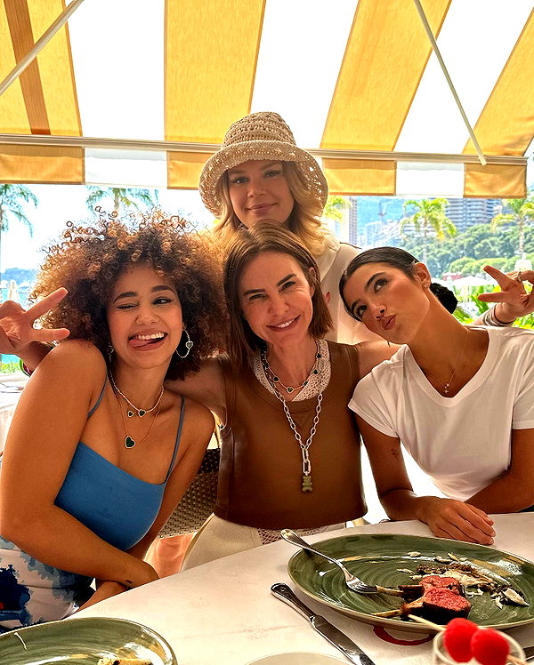charlidamelio instagram image archive image