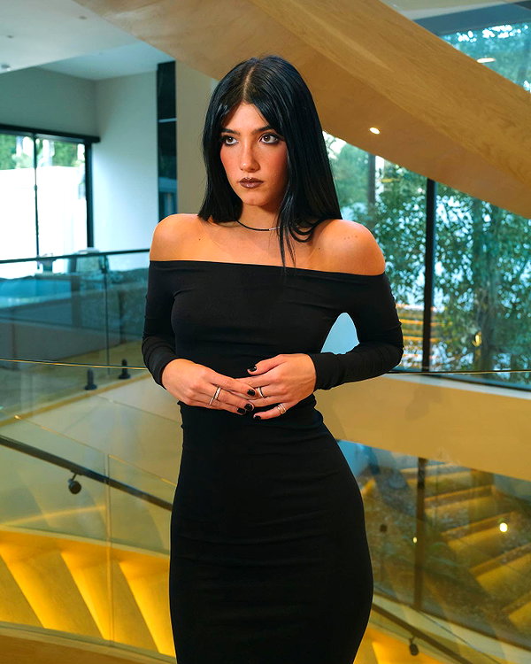 charlidamelio instagram image archive image