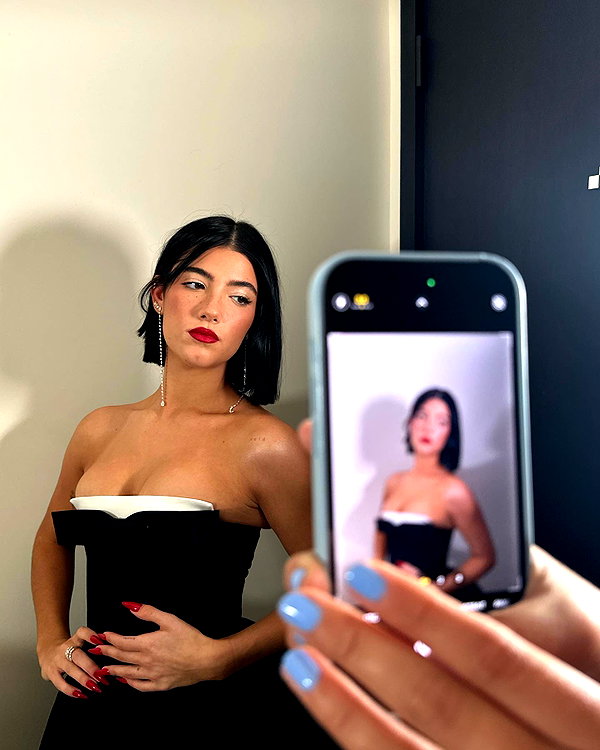 charlidamelio instagram image archive image