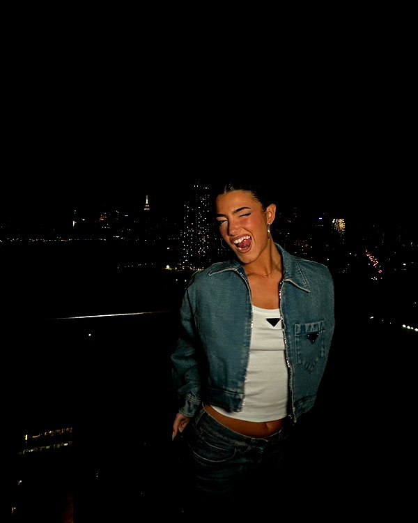 charlidamelio instagram image archive image