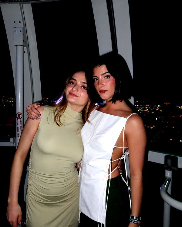 charlidamelio instagram image archive image