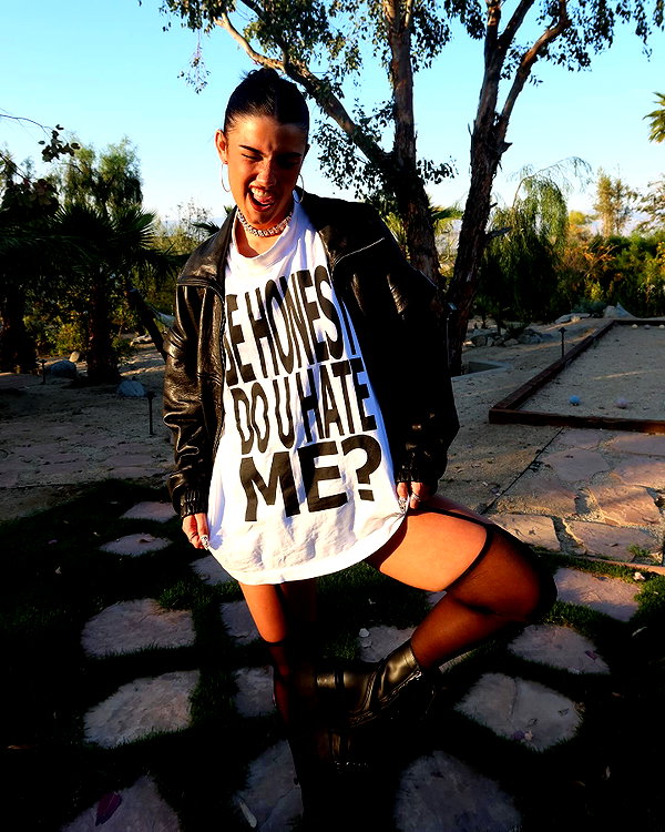 charlidamelio instagram image archive image