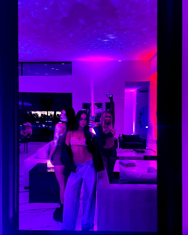 charlidamelio instagram image archive image