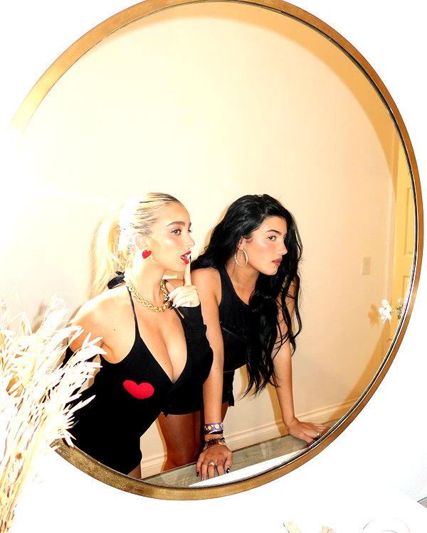 charlidamelio instagram image archive image