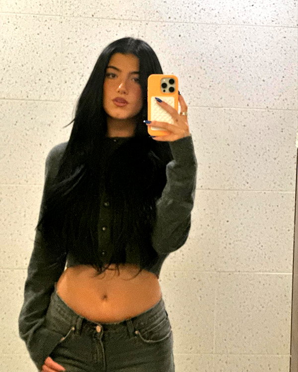 charlidamelio instagram image archive image