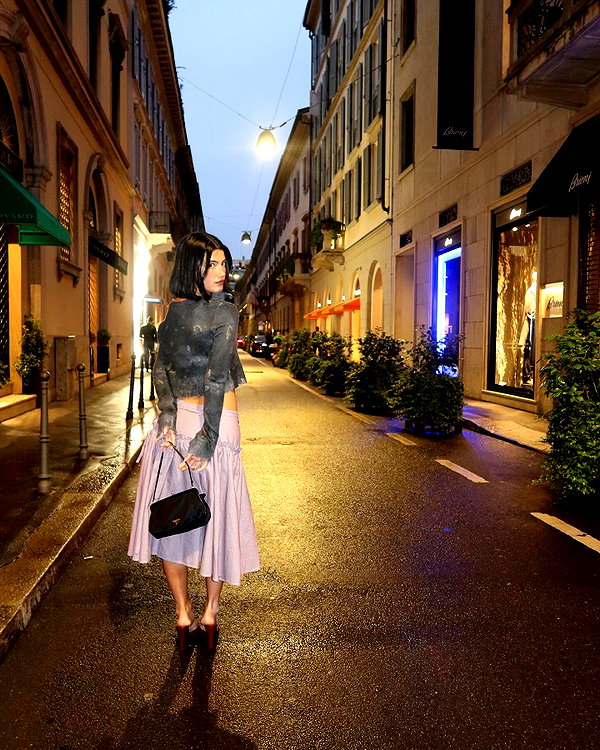 charlidamelio instagram image archive image