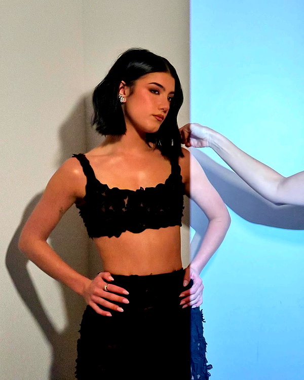 charlidamelio instagram image archive image