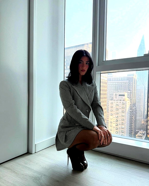 charlidamelio instagram image archive image