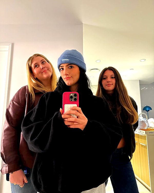 charlidamelio instagram image archive image