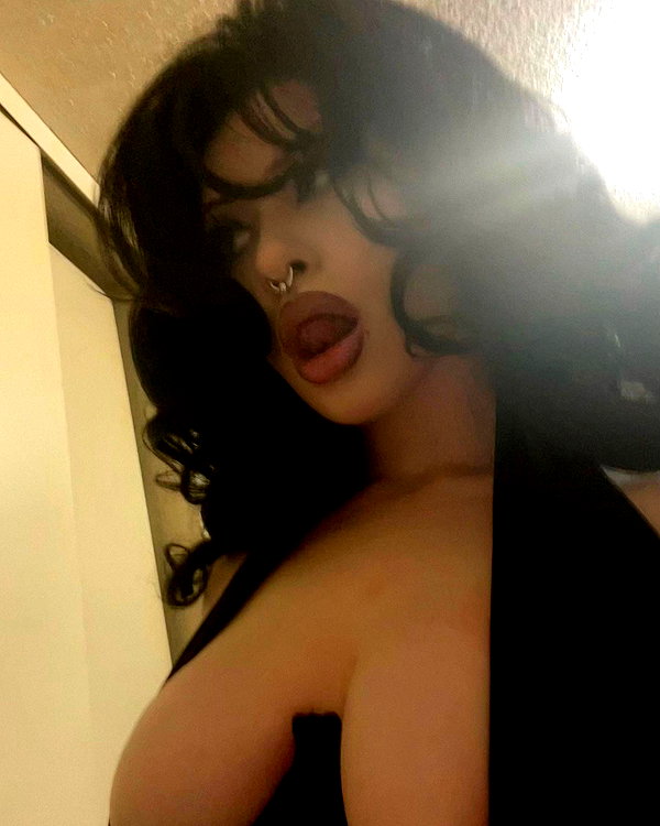 chateaubunni instagram image archive image