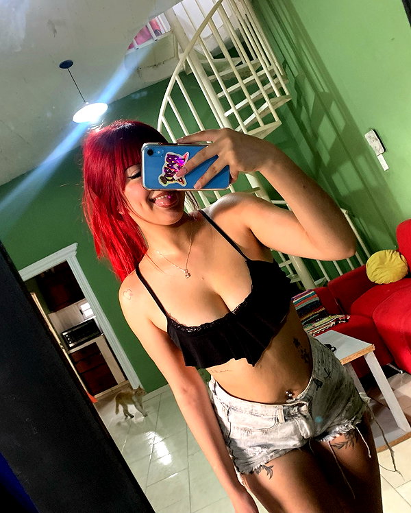 chiiaaaaaara.v instagram image archive image