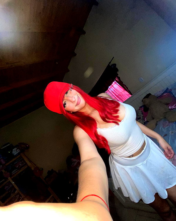 chiiaaaaaara.v instagram image archive image