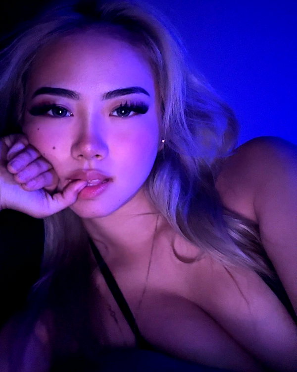chinkerbellaa instagram image archive image