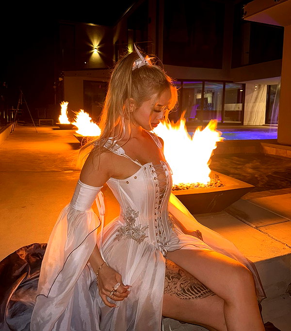 chinkerbellaa instagram image archive image