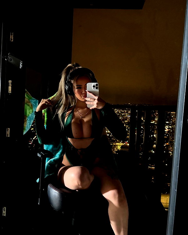 chinkerbellaa instagram image archive image