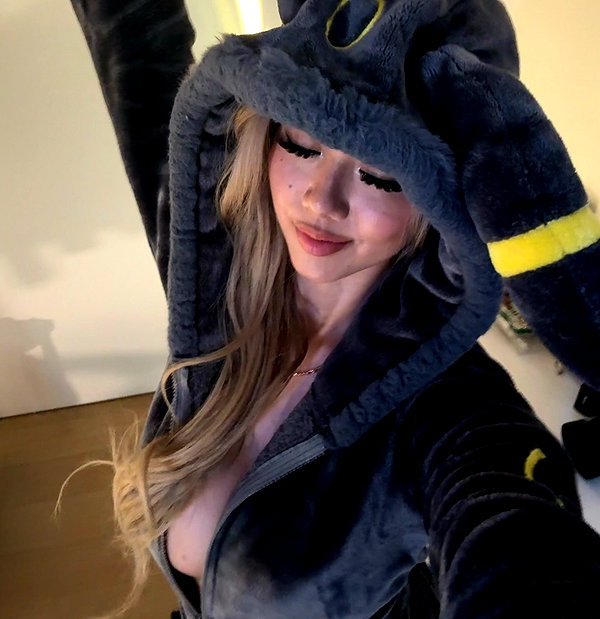 chinkerbellaa instagram image archive image