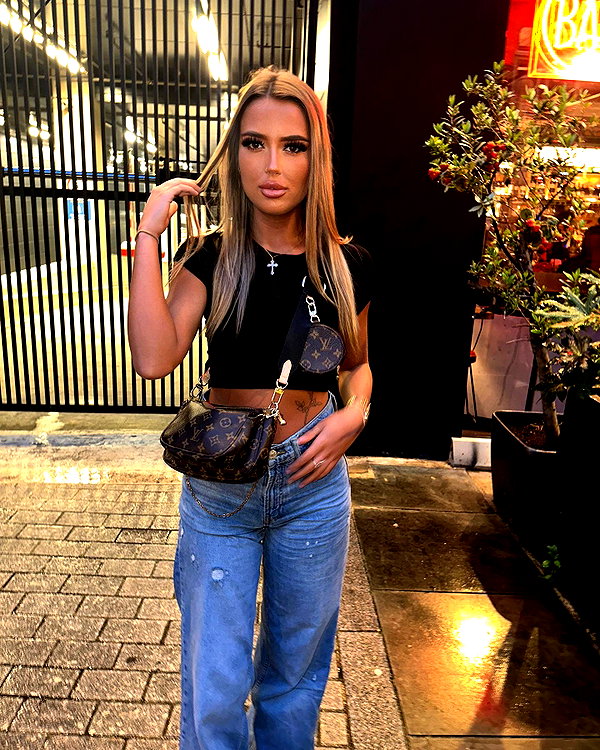 chlochristienx instagram image archive image