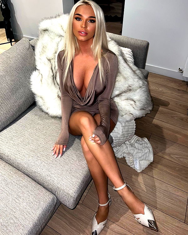 chloetamiii instagram image archive image