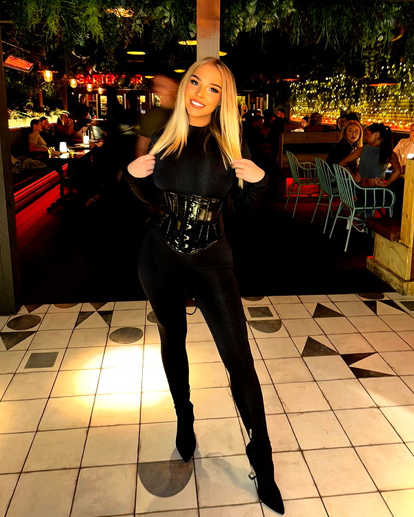 chloetamiii instagram image archive image