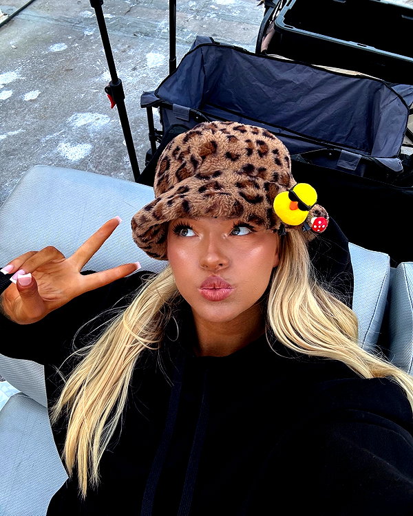 chloetamiii instagram image archive image