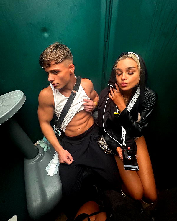 chloetamiii instagram image archive image