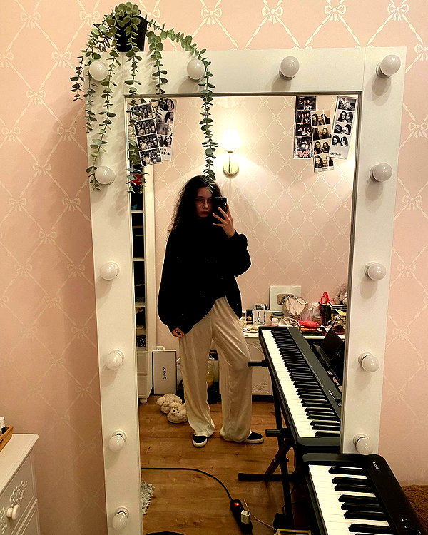 christinacharm instagram image archive image