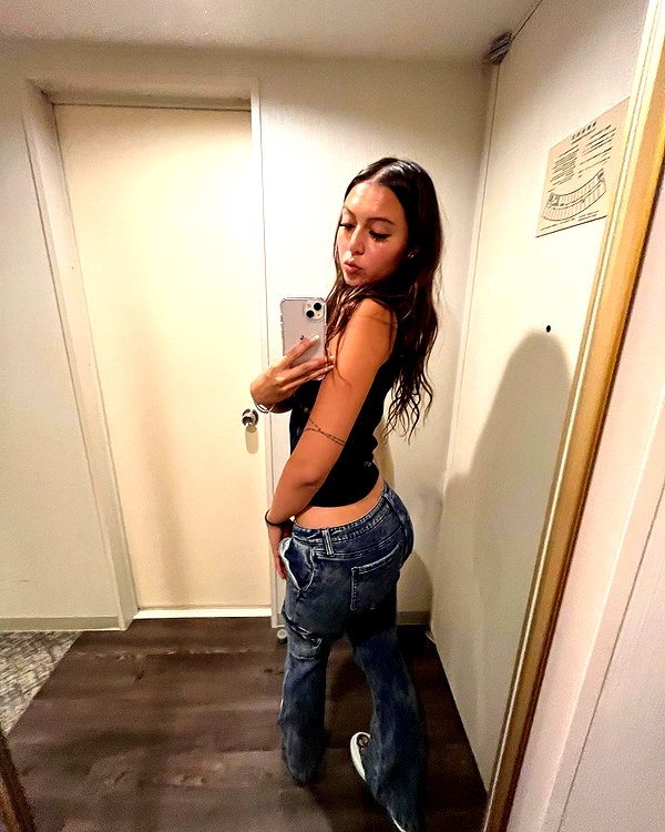 cialikechia instagram image archive image