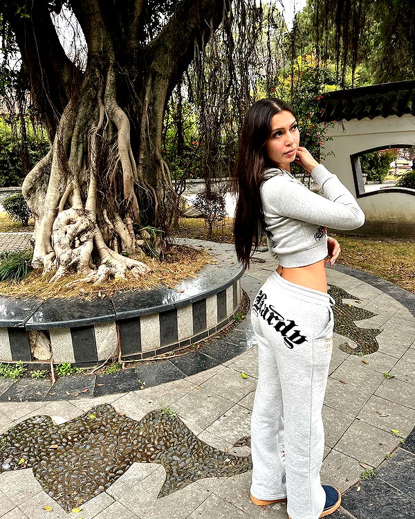 cialikechia instagram image archive image