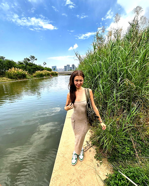 cialikechia instagram image archive image