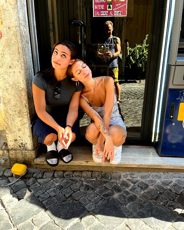 cialikechia instagram image archive image