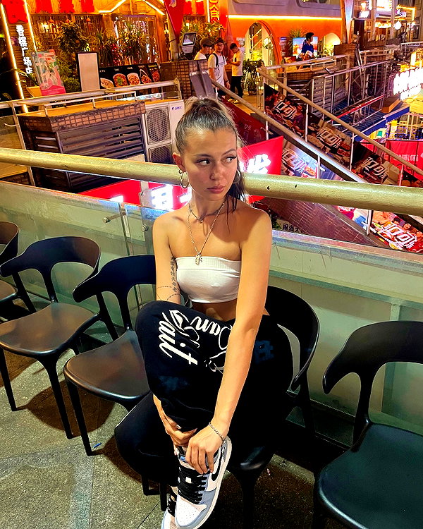 cialikechia instagram image archive image