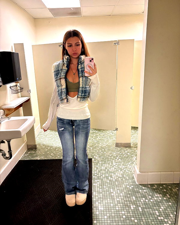 cialikechia instagram image archive image