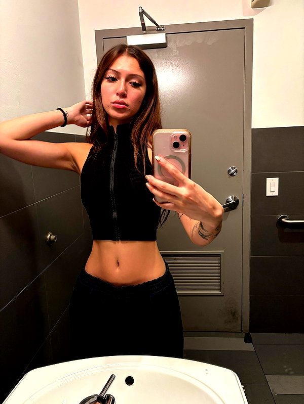 cialikechia instagram image archive image