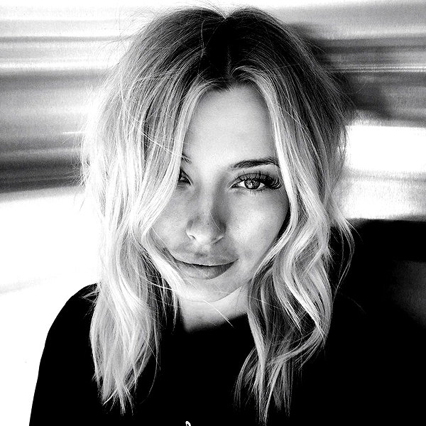 corinnakopf instagram image archive image