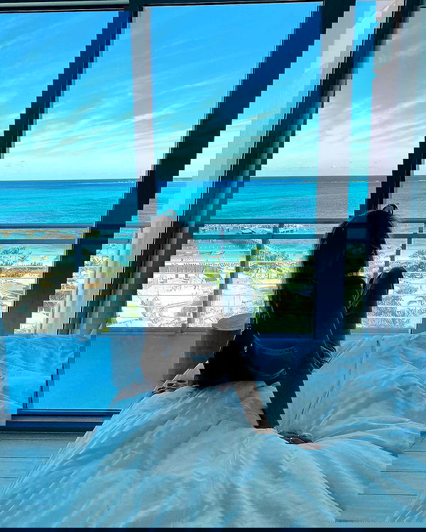 corinnakopf image ~ Altpins