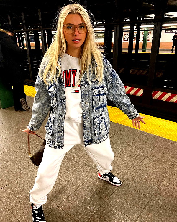 corinnakopf instagram image archive image