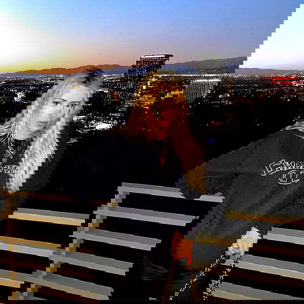 corinnakopf image ~ Altpins