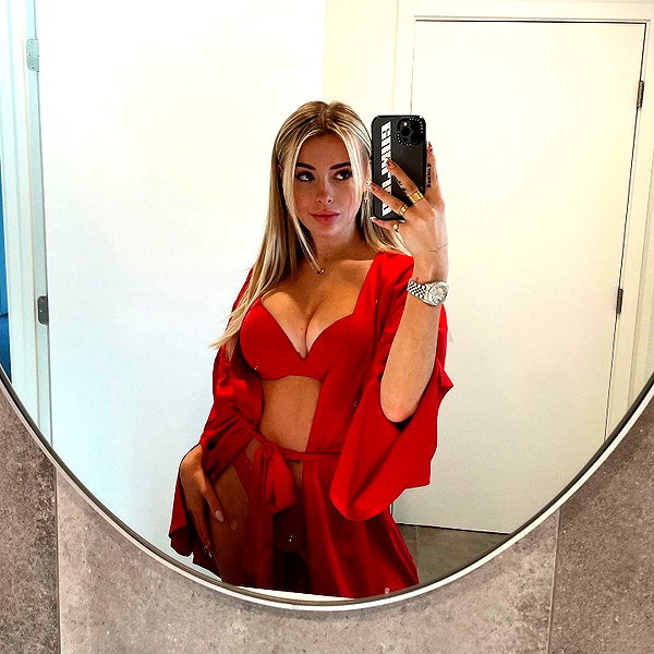 corinnakopf instagram image archive image