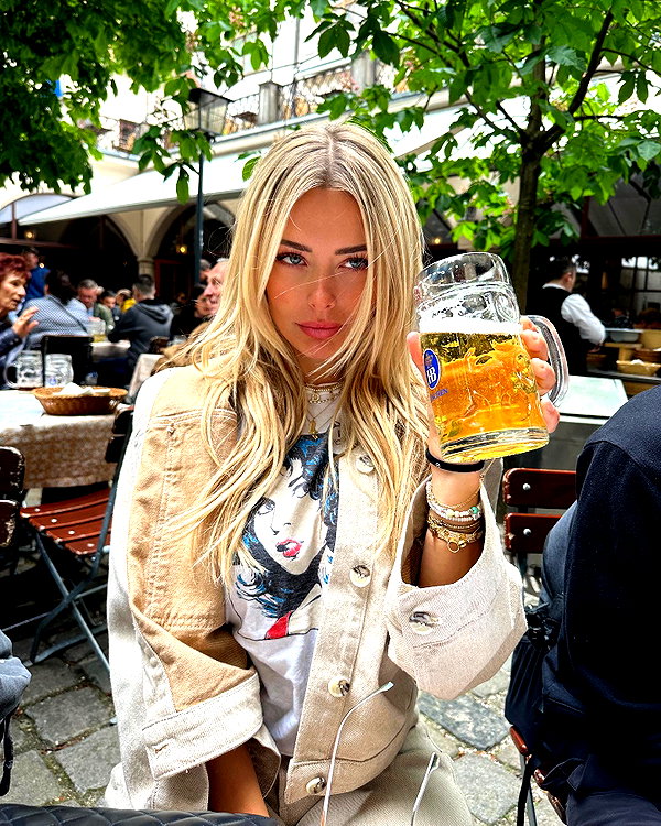 corinnakopf instagram image archive image