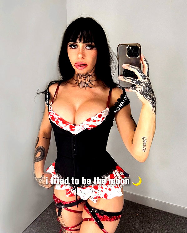 courtney2love instagram image archive image