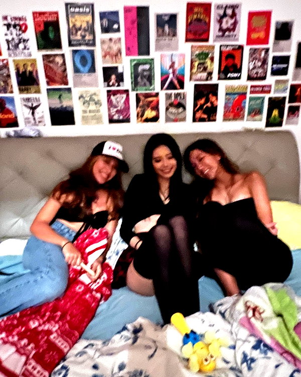 cozmili93 instagram image archive image