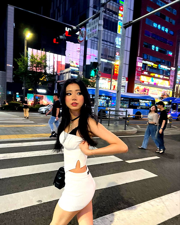 cozmili93 instagram image archive image