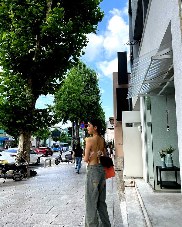 cozmili93 instagram image archive image