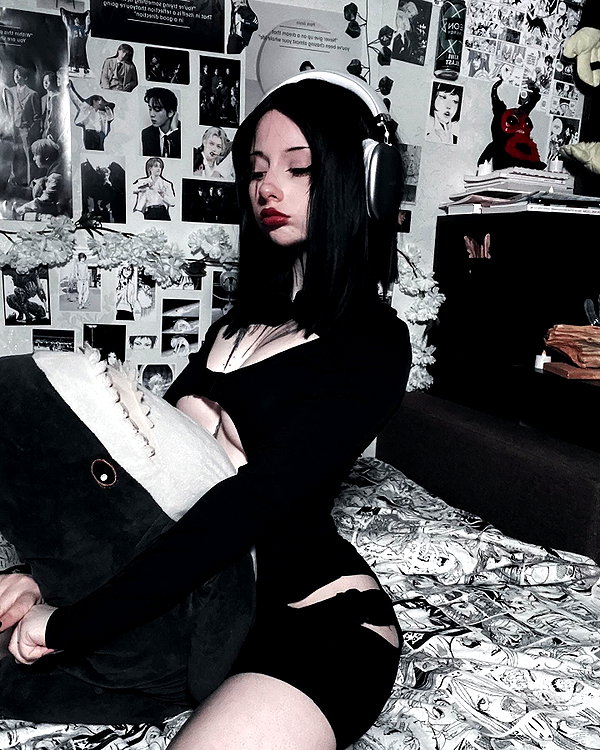 crocatana instagram image archive image