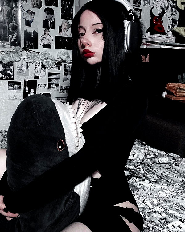 crocatana instagram image archive image