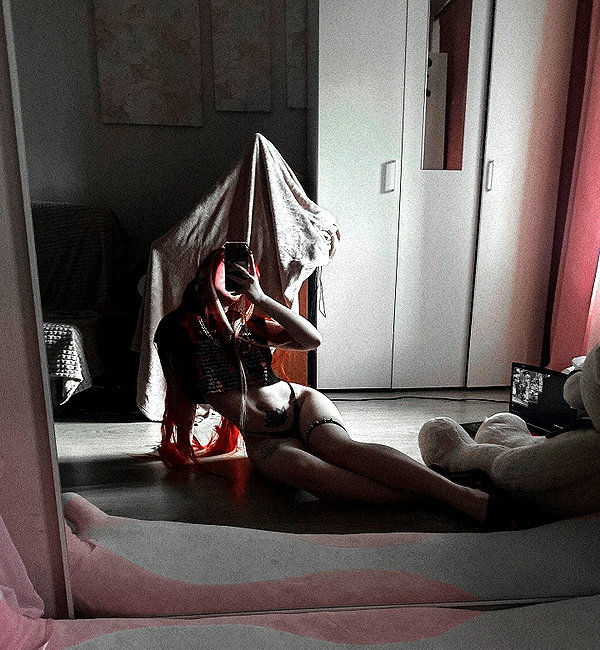 crocatana instagram image archive image