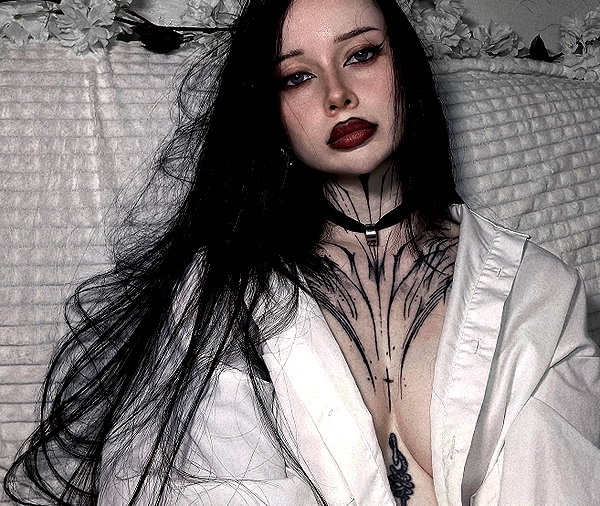 crocatana instagram image archive image