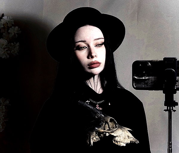 crocatana instagram image archive image
