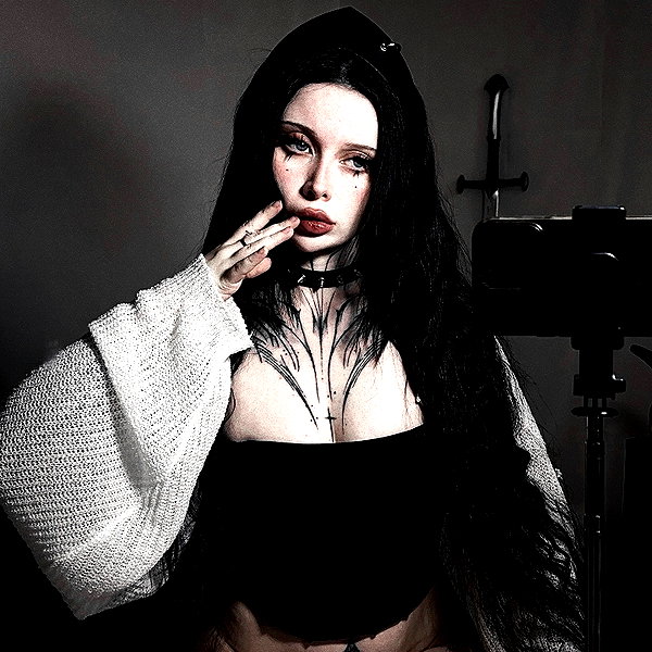 crocatana instagram image archive image
